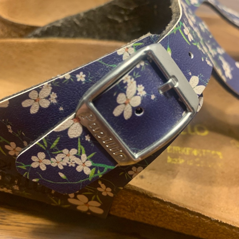 Papillio by Birkenstock Navy Floral Sandals Size 6L 4M Great comfort shoes - Picture 7 of 10